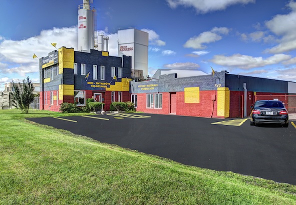 Storage Units at StorageMart - 745 Boul Saint Martin Ouest, Laval, QC